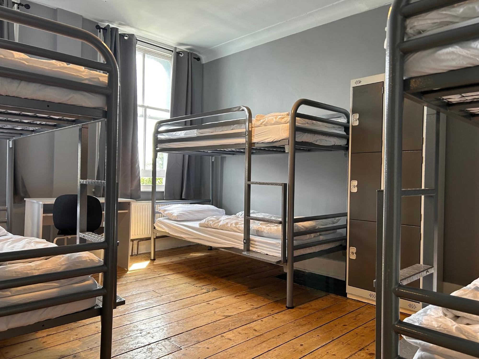 Cricketers Hostel ลอนดอน ภายนอก รูปภาพ